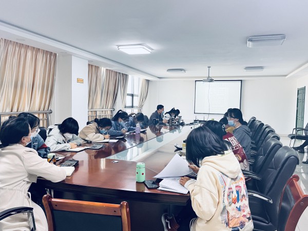 甘肅建投新能源公司  組織開展財(cái)務(wù)人員專業(yè)知識培訓(xùn)